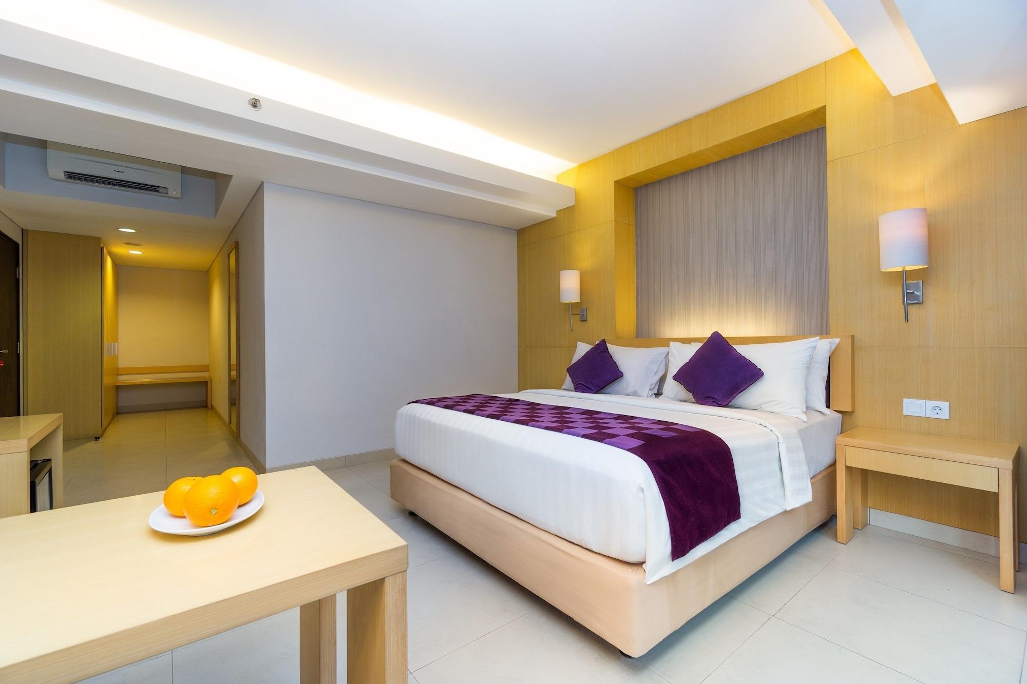 Quest Hotel Kuta By Aston Extérieur photo