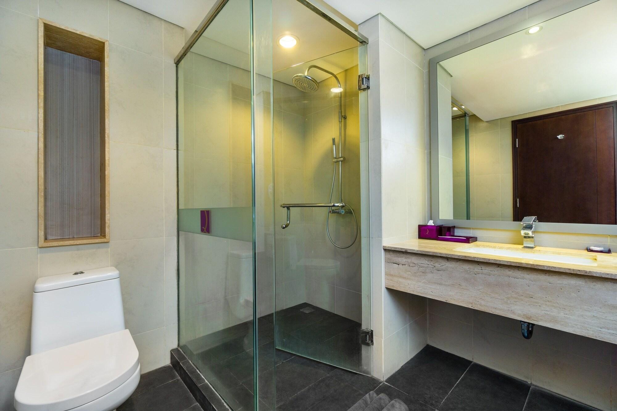 Quest Hotel Kuta By Aston Extérieur photo