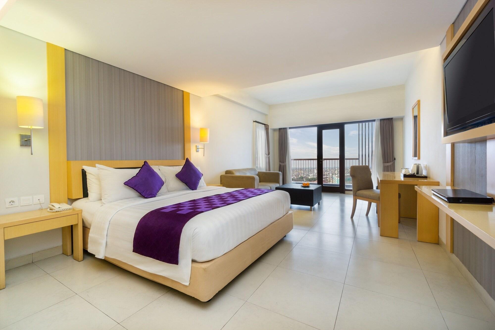 Quest Hotel Kuta By Aston Extérieur photo