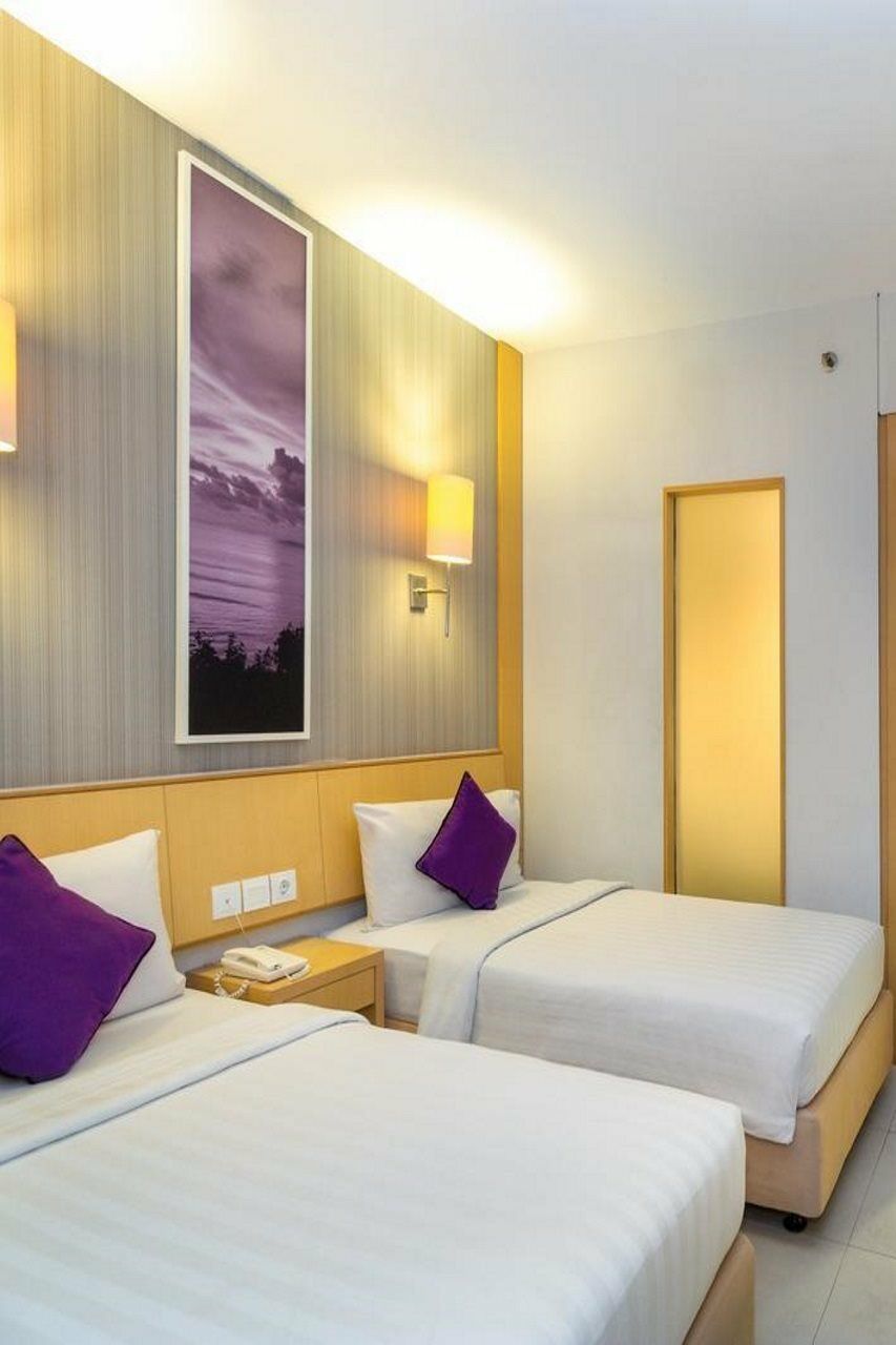 Quest Hotel Kuta By Aston Extérieur photo